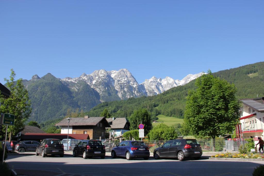 Hotel-Pension Wagnermigl Kuchl Exterior foto